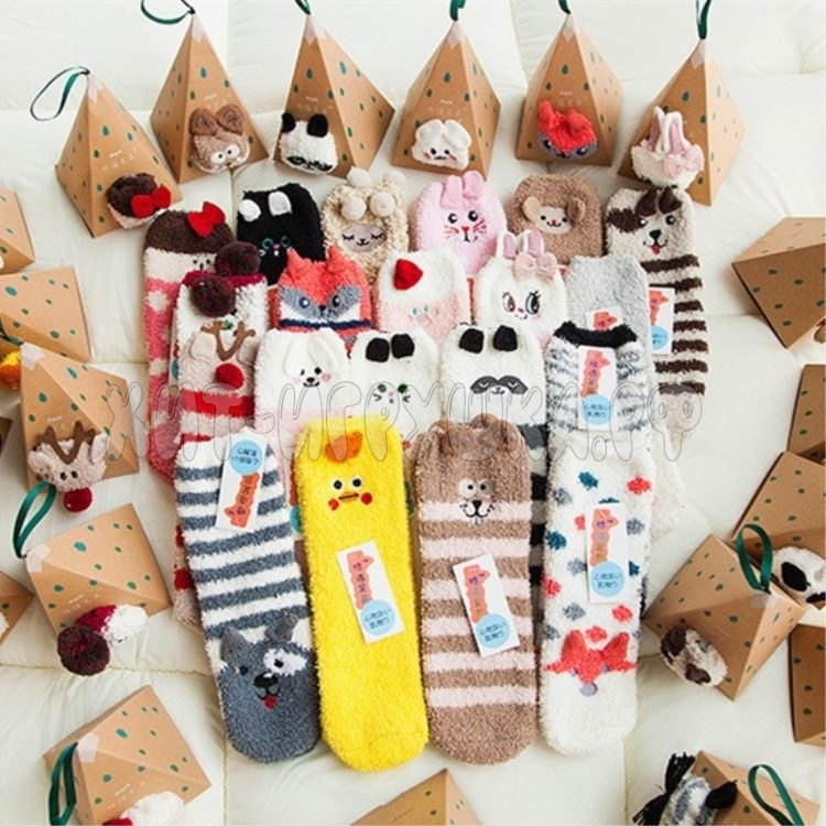 Носки махровые новогодние в подарочной упаковке (в ассортименте) SDW