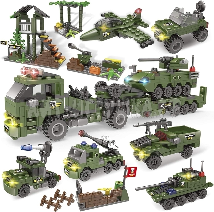 Конструктор Военная техника 8в1 780 дет. LXA271