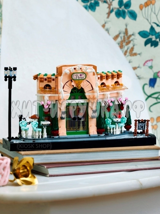 Конструктор Французское Кафе 1101 дет. 9300